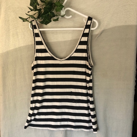 Emma & Sam Striped Top ✨ - Picture 5 of 7